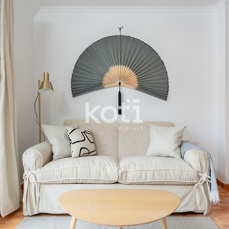 Koti Rentals - Sandy Beach Apartment ฟูเอนฮิโรลา ภายนอก รูปภาพ