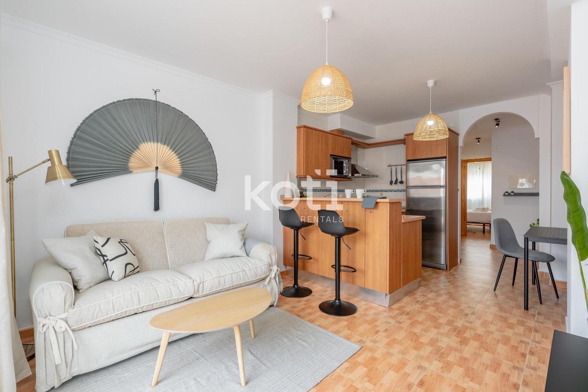 Koti Rentals - Sandy Beach Apartment ฟูเอนฮิโรลา ภายนอก รูปภาพ