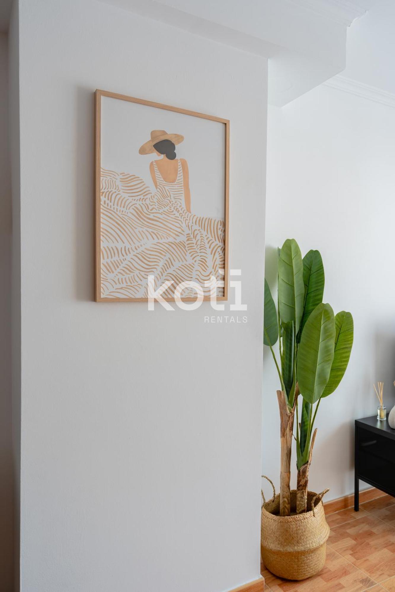 Koti Rentals - Sandy Beach Apartment ฟูเอนฮิโรลา ภายนอก รูปภาพ