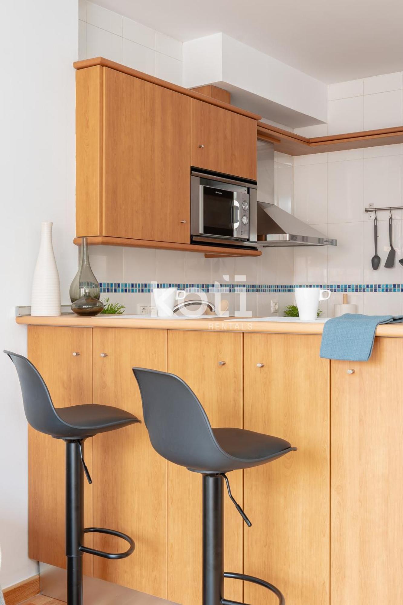 Koti Rentals - Sandy Beach Apartment ฟูเอนฮิโรลา ภายนอก รูปภาพ