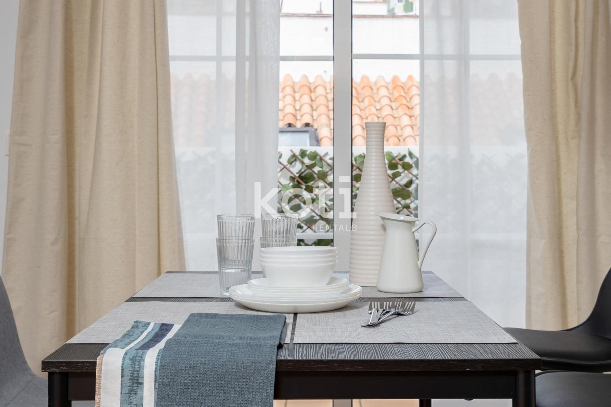 Koti Rentals - Sandy Beach Apartment ฟูเอนฮิโรลา ภายนอก รูปภาพ